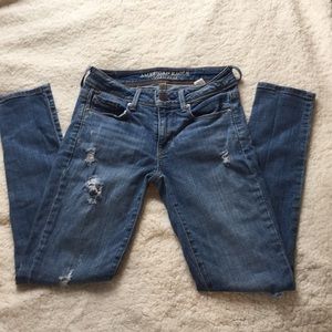 American eagle distressed jeans